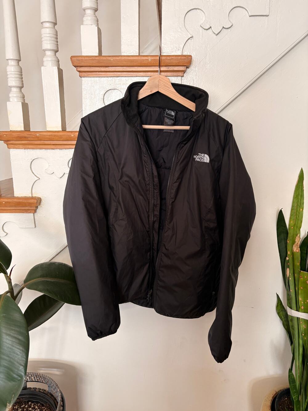 The North Face Insulated Jacket Black Full Zip Nylon Coat Lightweight Size M
